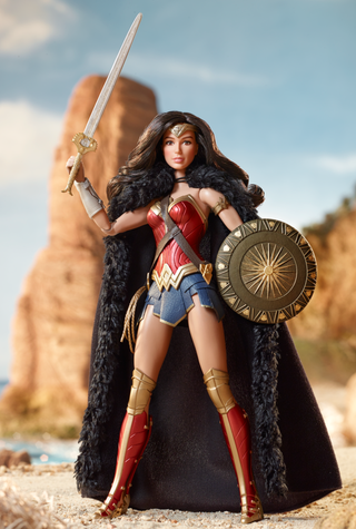 Illustration for article titled Wonder Woman Makes Barbie Look Good